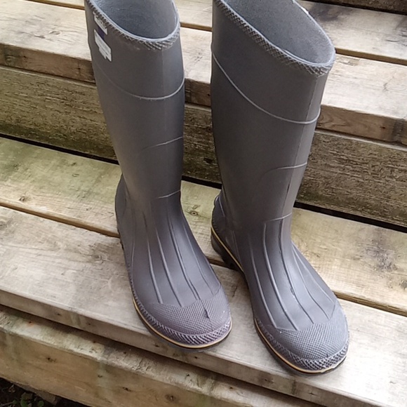 Servus Honeywell CSA Rubber Boots Size 8 Hard Toe Work Boots Grey Yellow / Grey - Picture 12 of 13